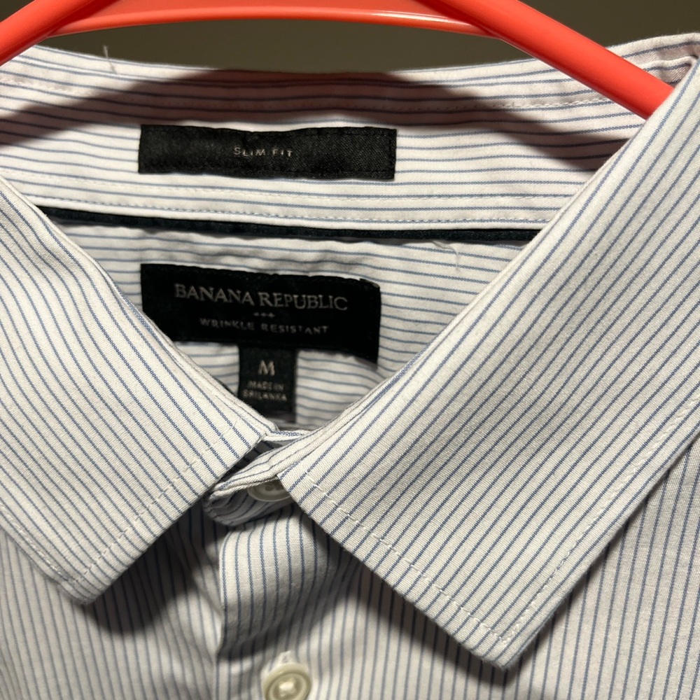 Banana Republic Men's Slim Fit White and Blue Pinstripe Shirt, wrinkle resistant